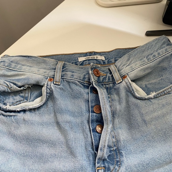90’s Style Jeans - Picture 6 of 8